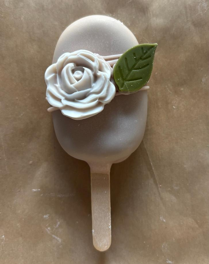 Cakesicles